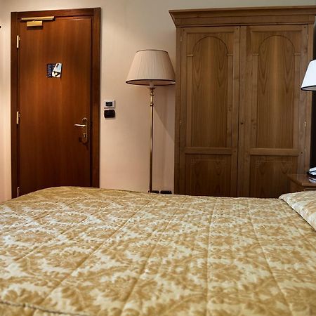 Albergo Ristorante Da Domenico Monte San Savino Buitenkant foto