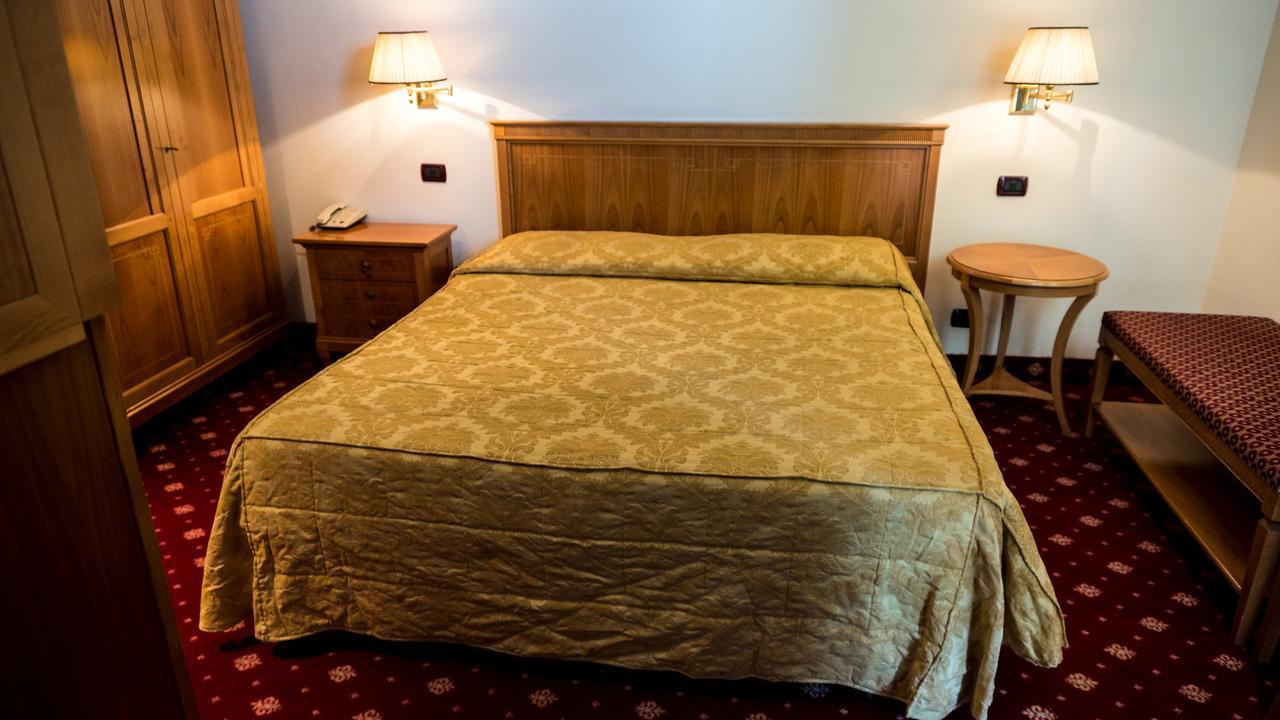 Albergo Ristorante Da Domenico Monte San Savino Buitenkant foto