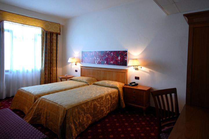 Albergo Ristorante Da Domenico Monte San Savino Buitenkant foto